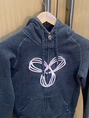 TNA Aritzia Gray Zip Hoodie with Pastel Pink Logo Size XS